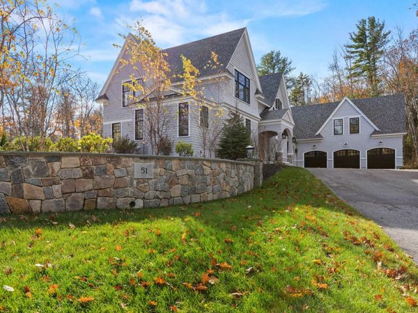 51 Woodland Drive, Kennebunkport, ME 04046