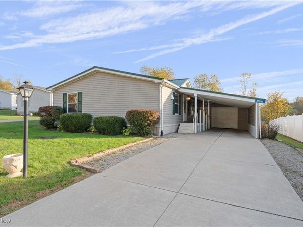 1005 Overlook Drive SW, Canton, OH 44706