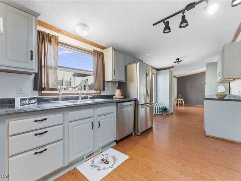 1005 Overlook Drive SW, Canton, OH 44706 Photo 14