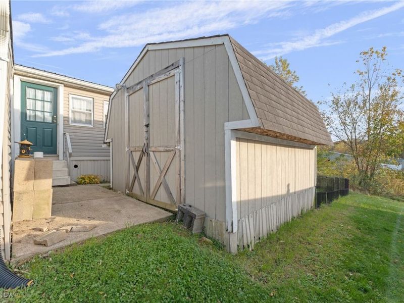 1005 Overlook Drive SW, Canton, OH 44706 Photo 5