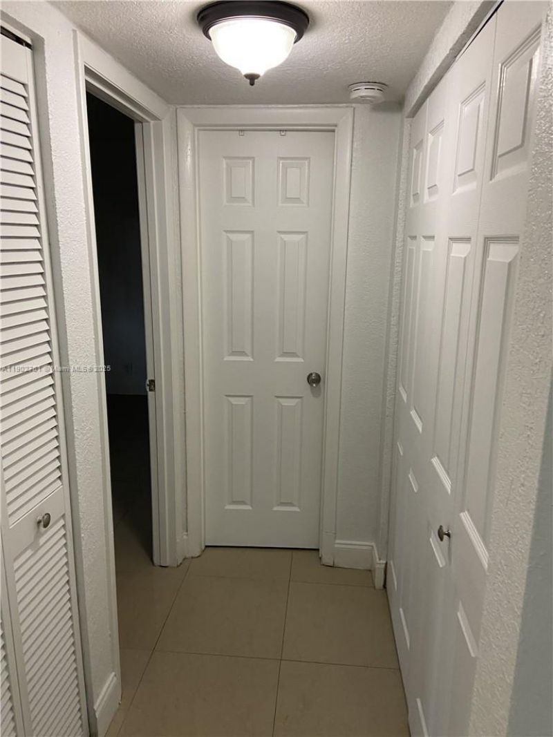 3955 N Nob Hill Rd, Unit 101, Sunrise, FL 33351 Photo