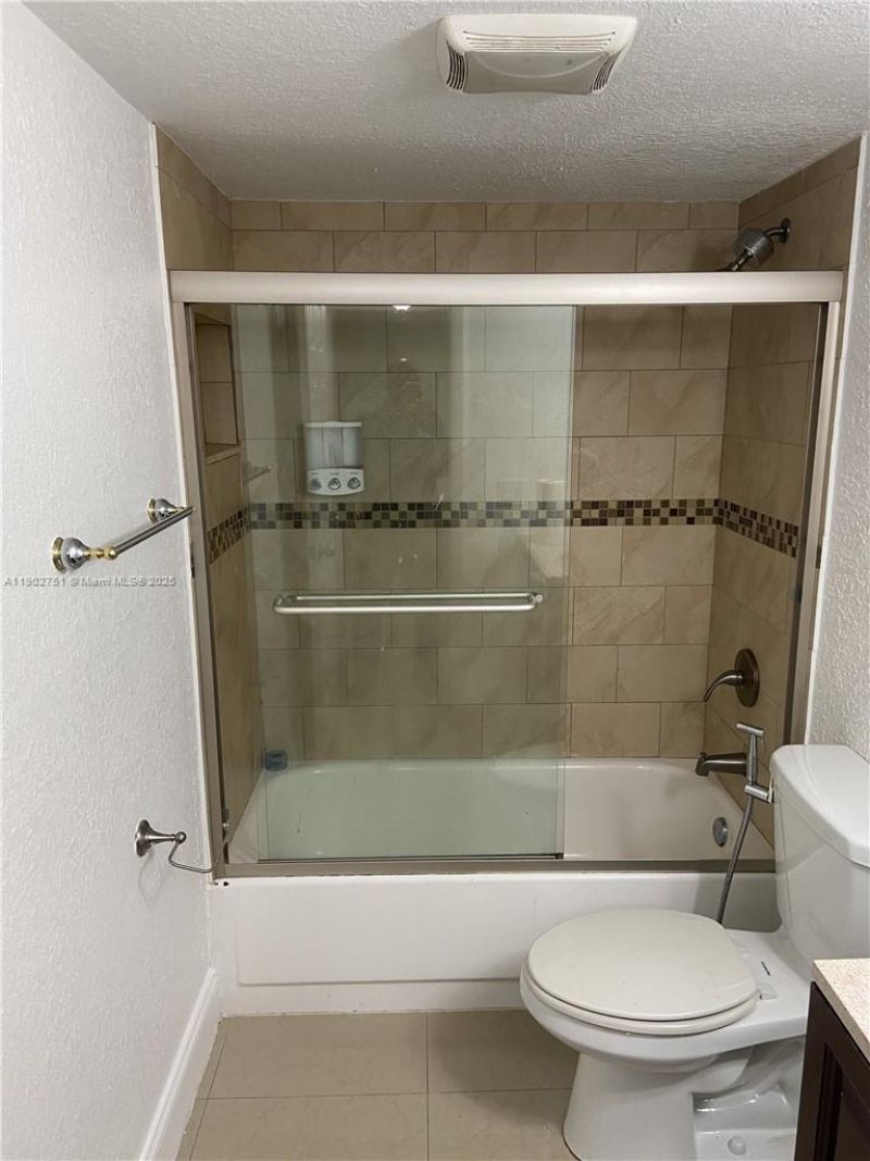 3955 N Nob Hill Rd, Unit 101, Sunrise, FL 33351 Photo