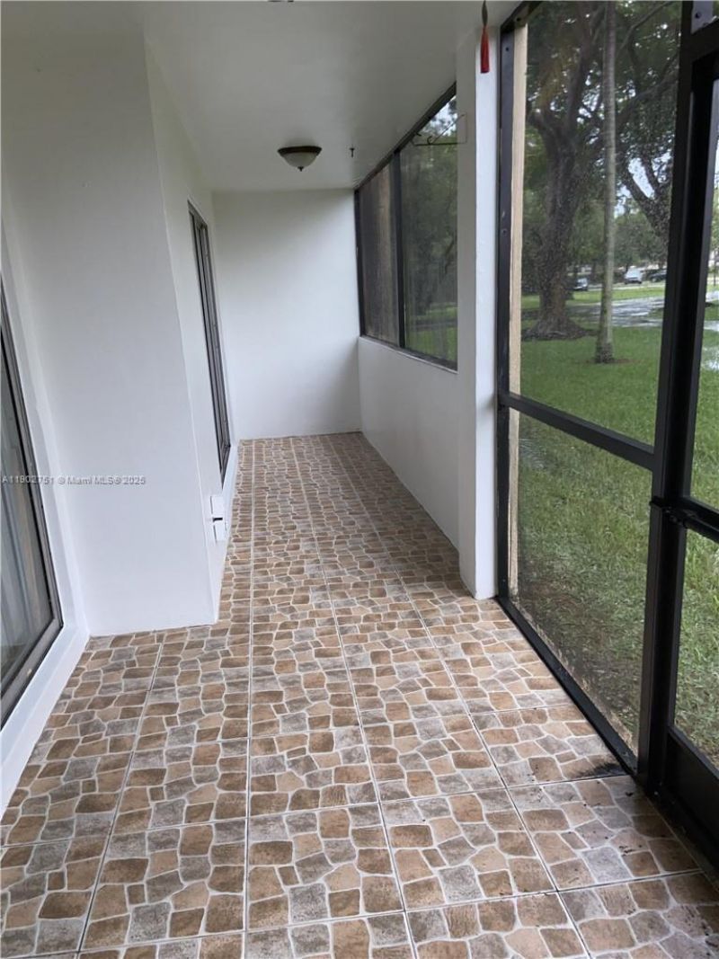 3955 N Nob Hill Rd, Unit 101, Sunrise, FL 33351 Photo