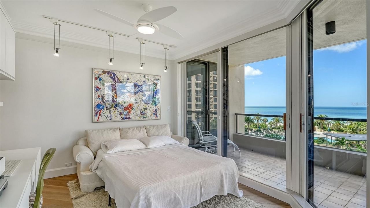 1211 Gulf Of Mexico Drive, Unit 301, Longboat Key, FL 34228 Photo