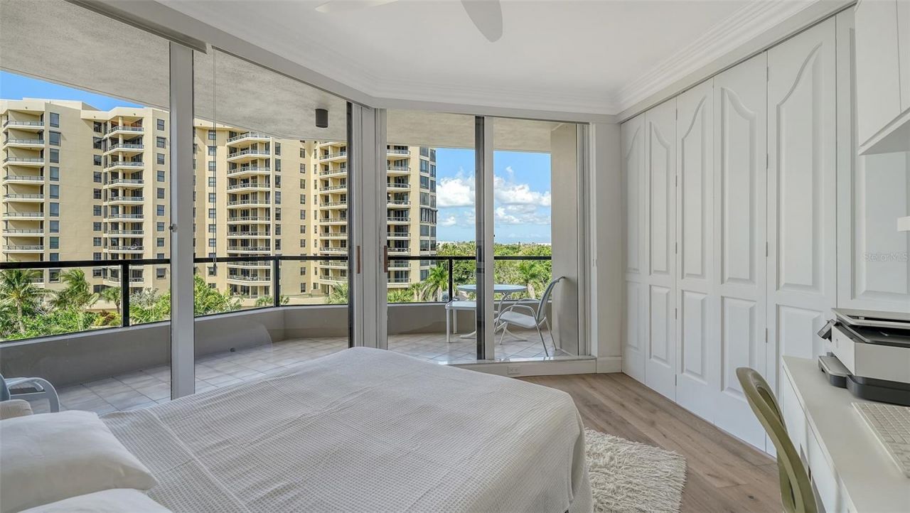 1211 Gulf Of Mexico Drive, Unit 301, Longboat Key, FL 34228 Photo