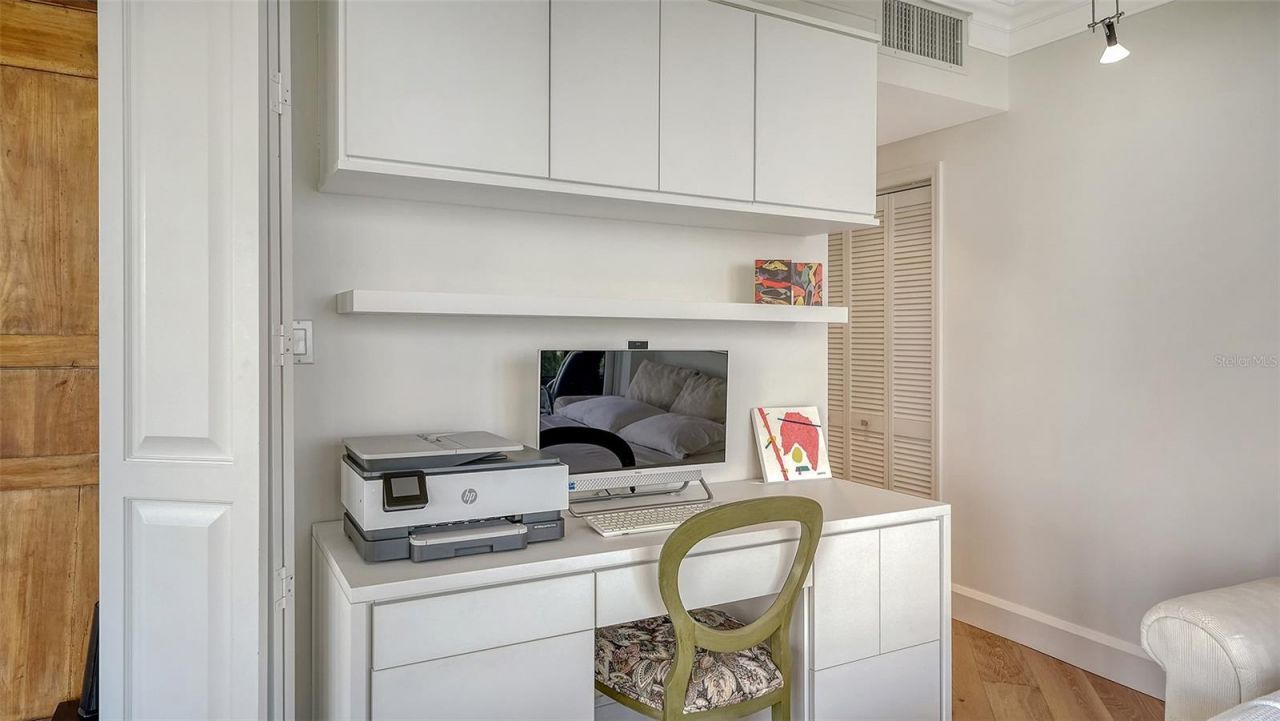 1211 Gulf Of Mexico Drive, Unit 301, Longboat Key, FL 34228 Photo