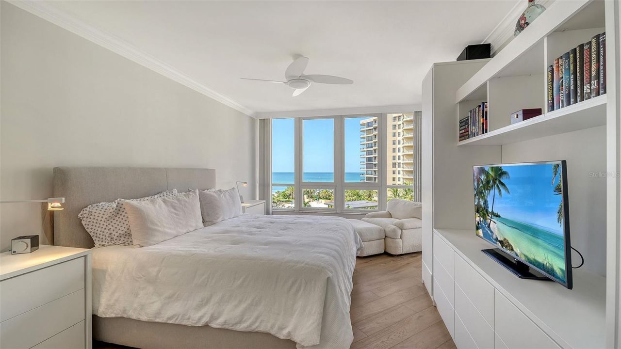 1211 Gulf Of Mexico Drive, Unit 301, Longboat Key, FL 34228 Photo