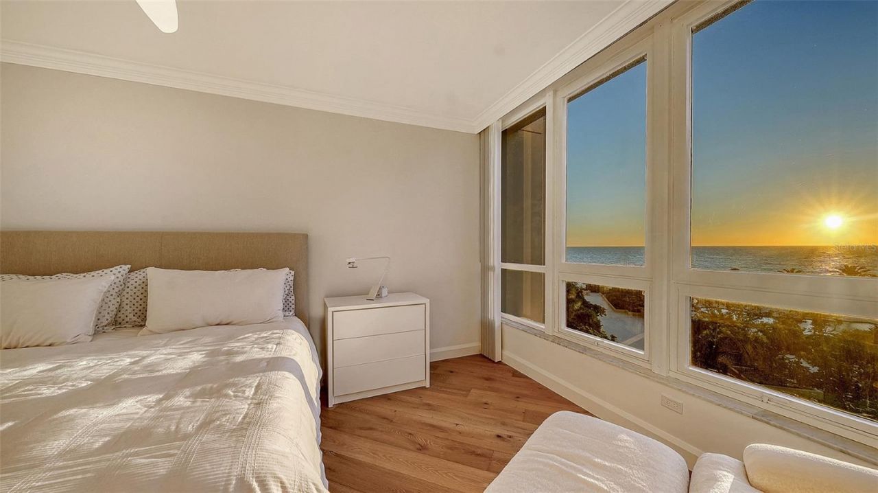 1211 Gulf Of Mexico Drive, Unit 301, Longboat Key, FL 34228 Photo