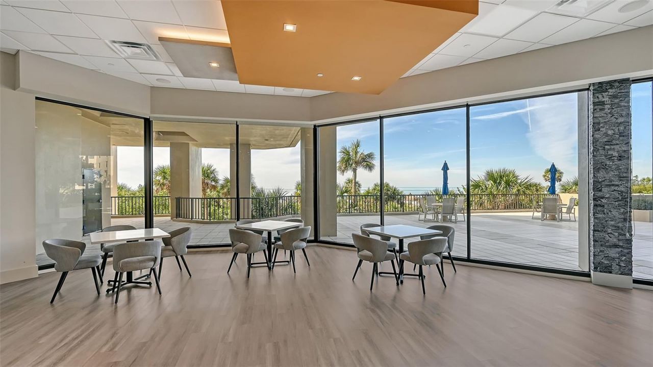 1211 Gulf Of Mexico Drive, Unit 301, Longboat Key, FL 34228 Photo