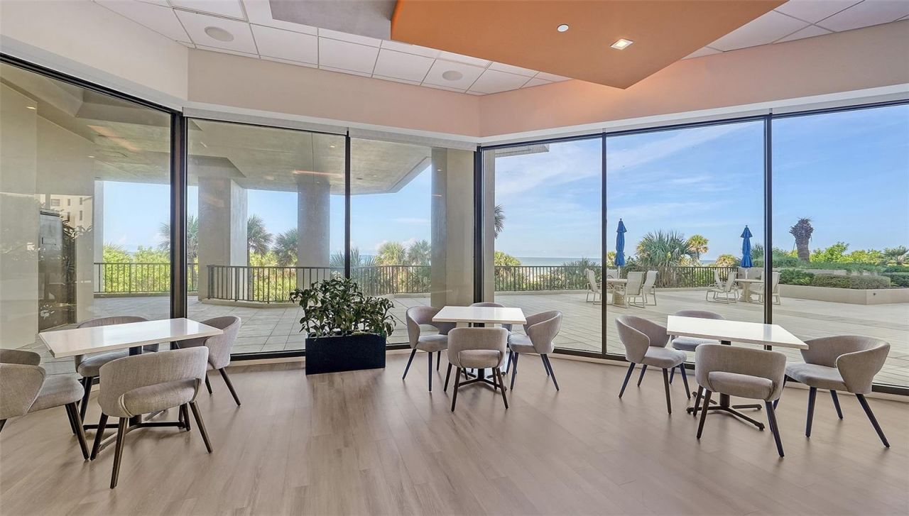 1211 Gulf Of Mexico Drive, Unit 301, Longboat Key, FL 34228 Photo