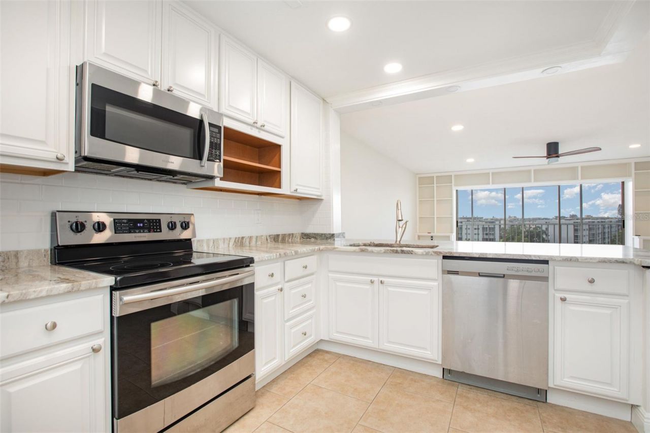 4240 Ironwood Circle, Unit 601A-A, Bradenton, FL 34209 Photo