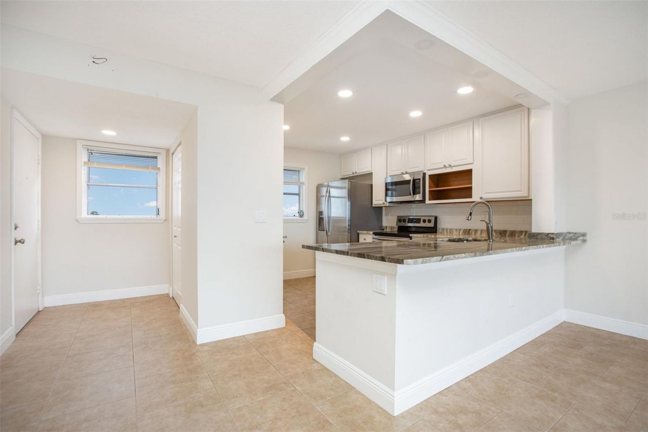 4240 Ironwood Circle, Unit 601A-A, Bradenton, FL 34209 Photo