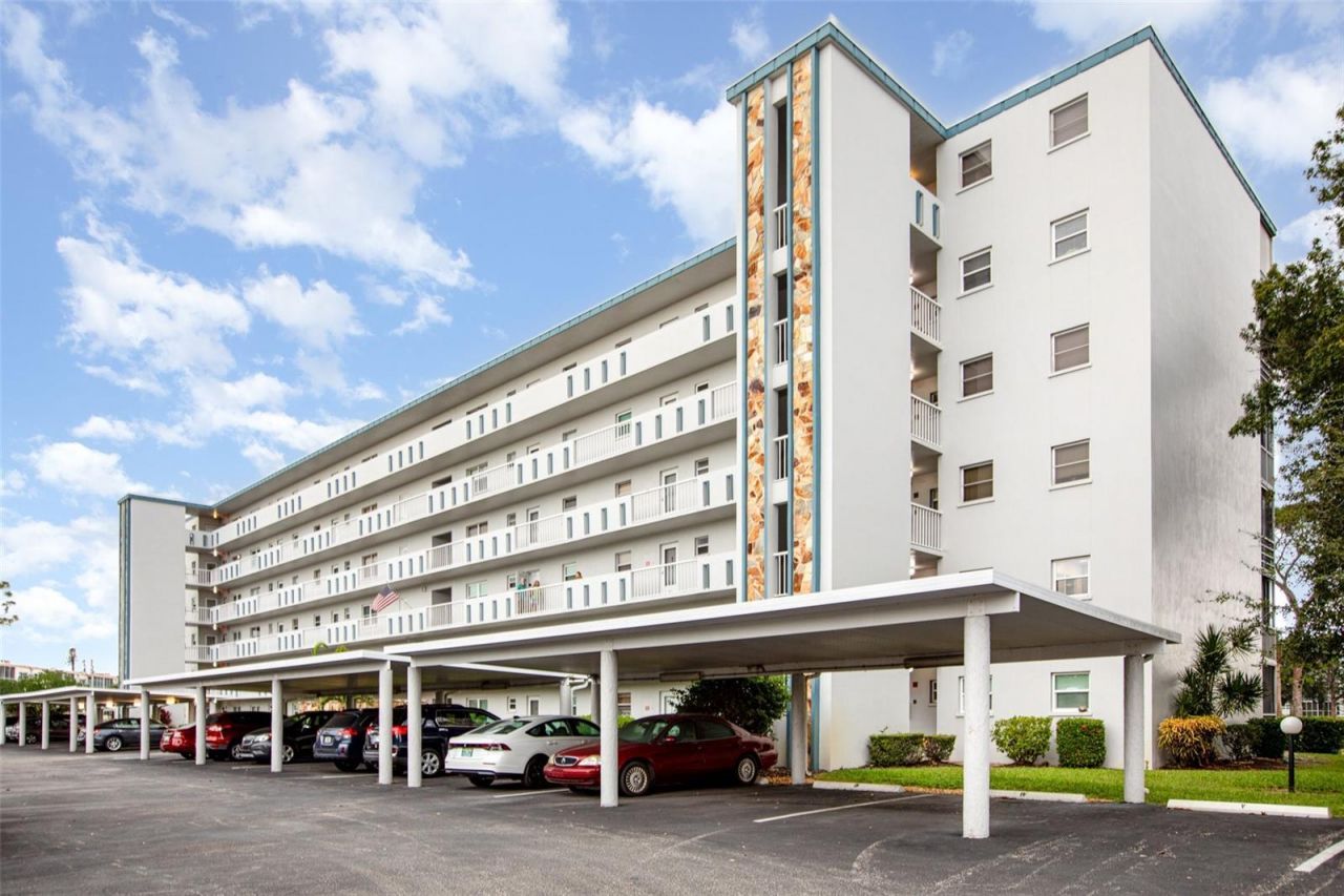 4240 Ironwood Circle, Unit 601A-A, Bradenton, FL 34209 Photo