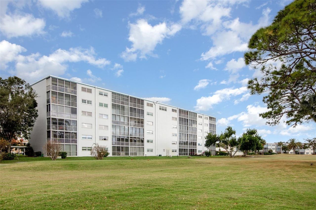 4240 Ironwood Circle, Unit 601A-A, Bradenton, FL 34209 Photo