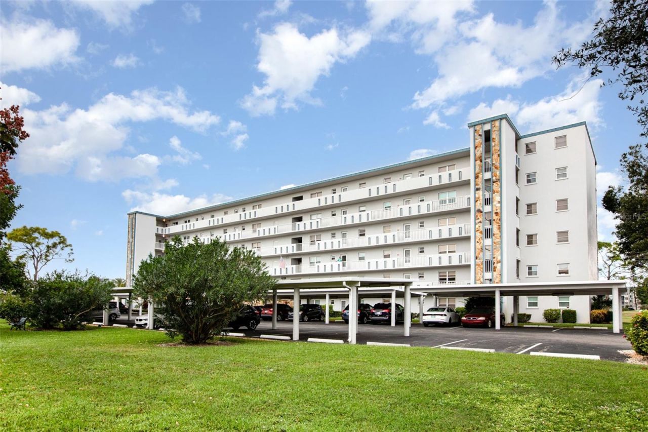 4240 Ironwood Circle, Unit 601A-A, Bradenton, FL 34209 Photo