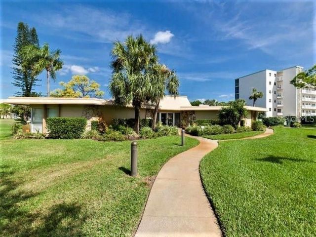 4240 Ironwood Circle, Unit 601A-A, Bradenton, FL 34209 Photo