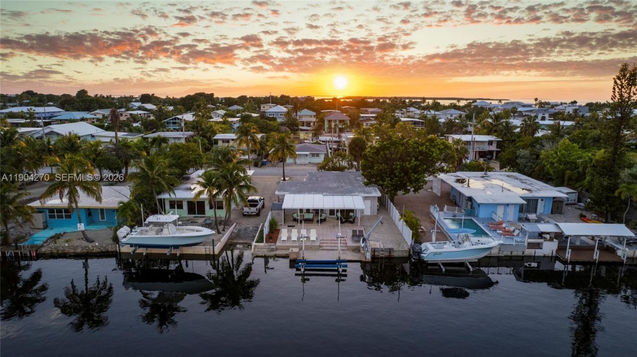 132 E Gardenia St, Tavernier, FL 33070 Photo