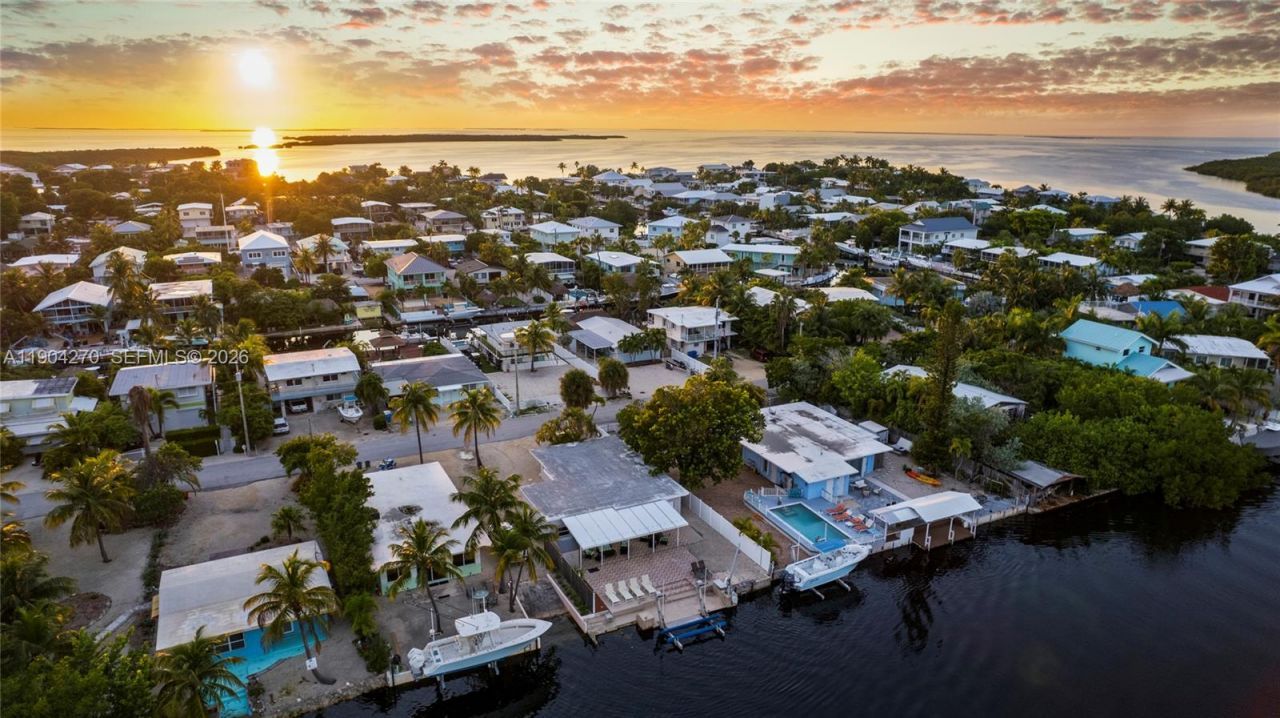 132 E Gardenia St, Tavernier, FL 33070 Photo