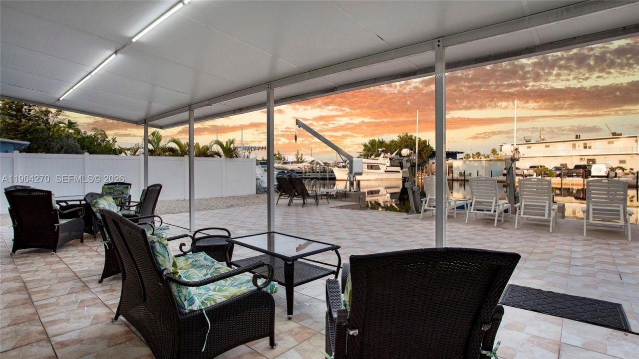 132 E Gardenia St, Tavernier, FL 33070 Photo