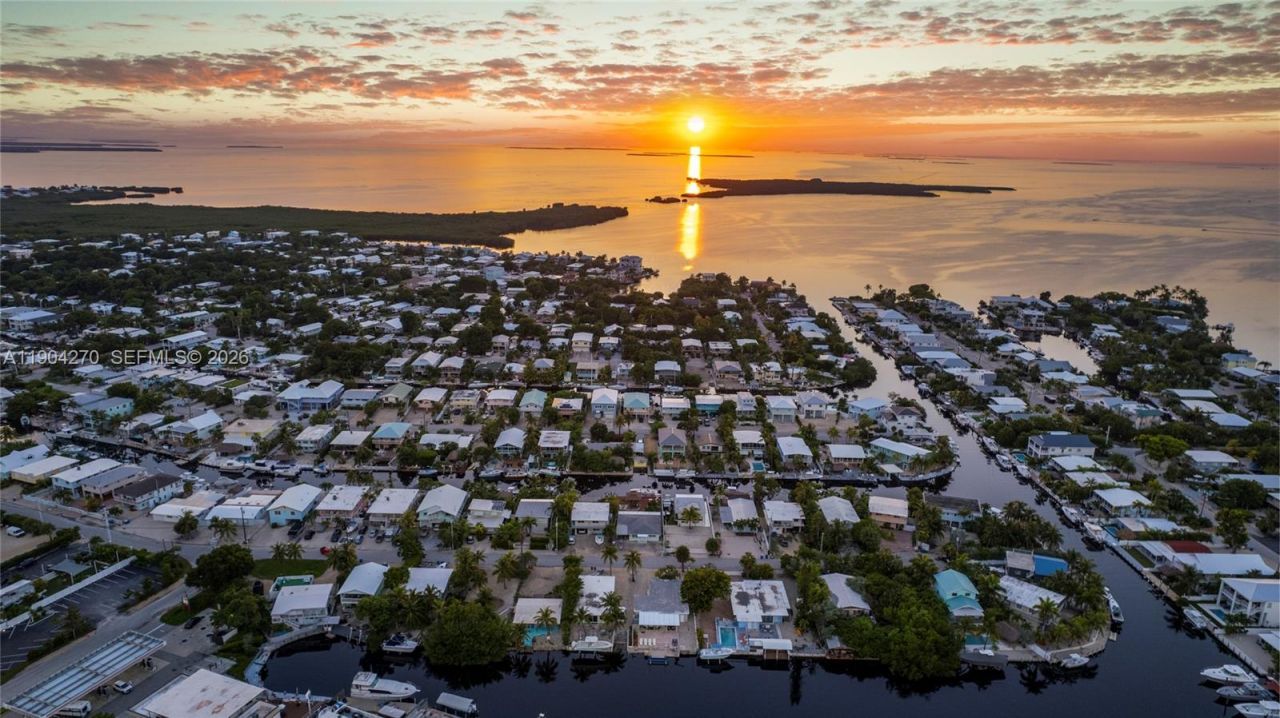 132 E Gardenia St, Tavernier, FL 33070 Photo