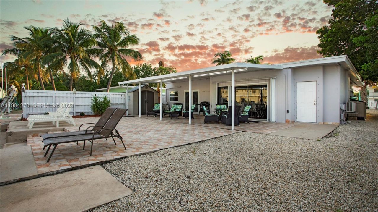 132 E Gardenia St, Tavernier, FL 33070 Photo