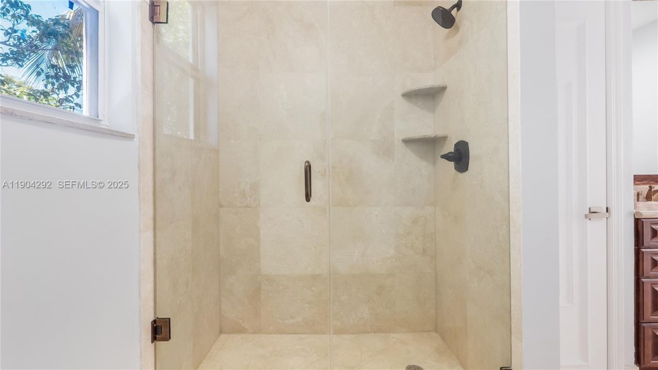 2445 SE 8 St, Pompano Beach, FL 33062 Photo