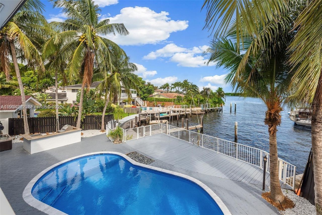 2445 SE 8 St, Pompano Beach, FL 33062 Photo