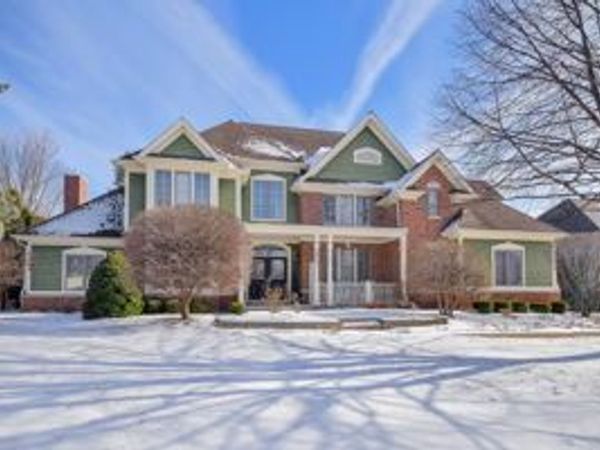 3N943 Walt Whitman Road, St. Charles, IL 60175