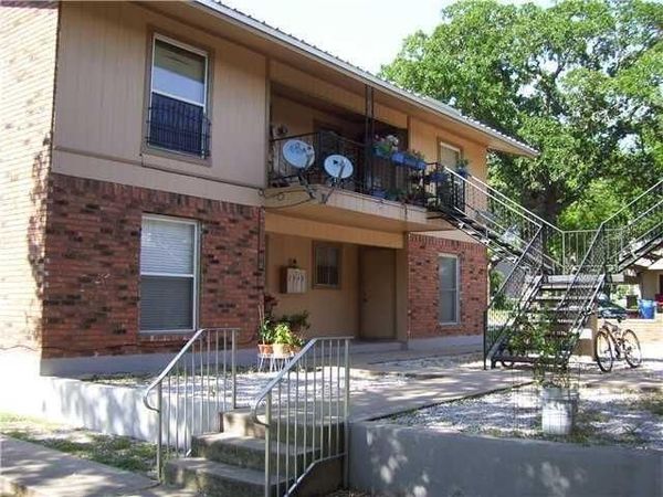 208 N Vanderveer ST, Unit 4, Burnet, TX 78611