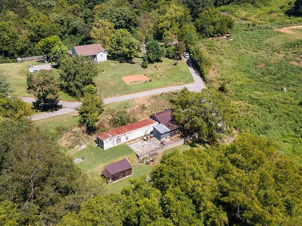 385 Shelton Rd, Newport, TN 37821