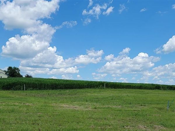 3 Lot Parkview Ln, Tipton, IA 52772