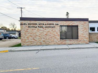 224 S Birch Avenue, Hallock, MN 56728