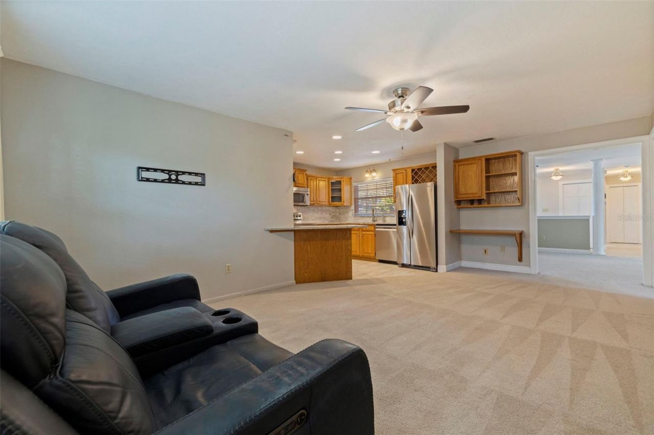 925 Irene Avenue, Largo, FL 33771 Photo