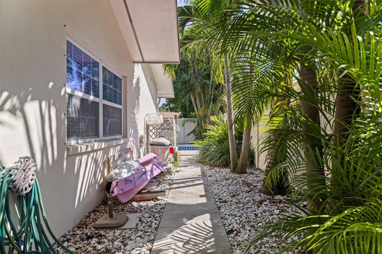 925 Irene Avenue, Largo, FL 33771 Photo