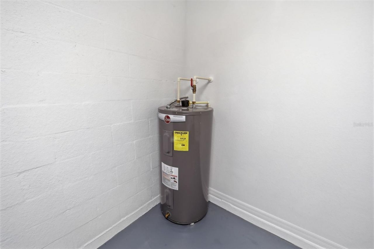 4035 11th Street E, Bradenton, FL 34208 Photo