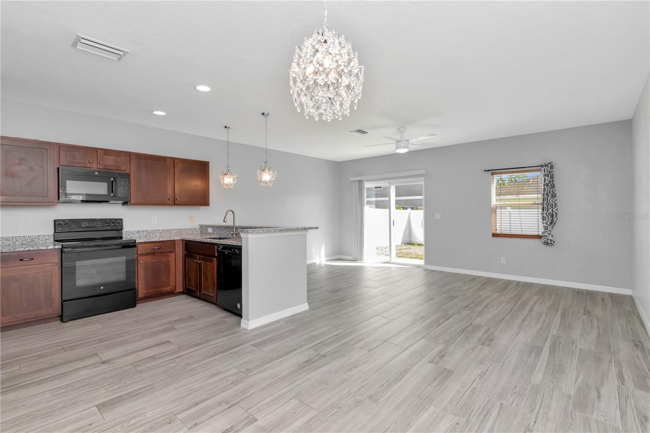 4035 11th Street E, Bradenton, FL 34208 Photo