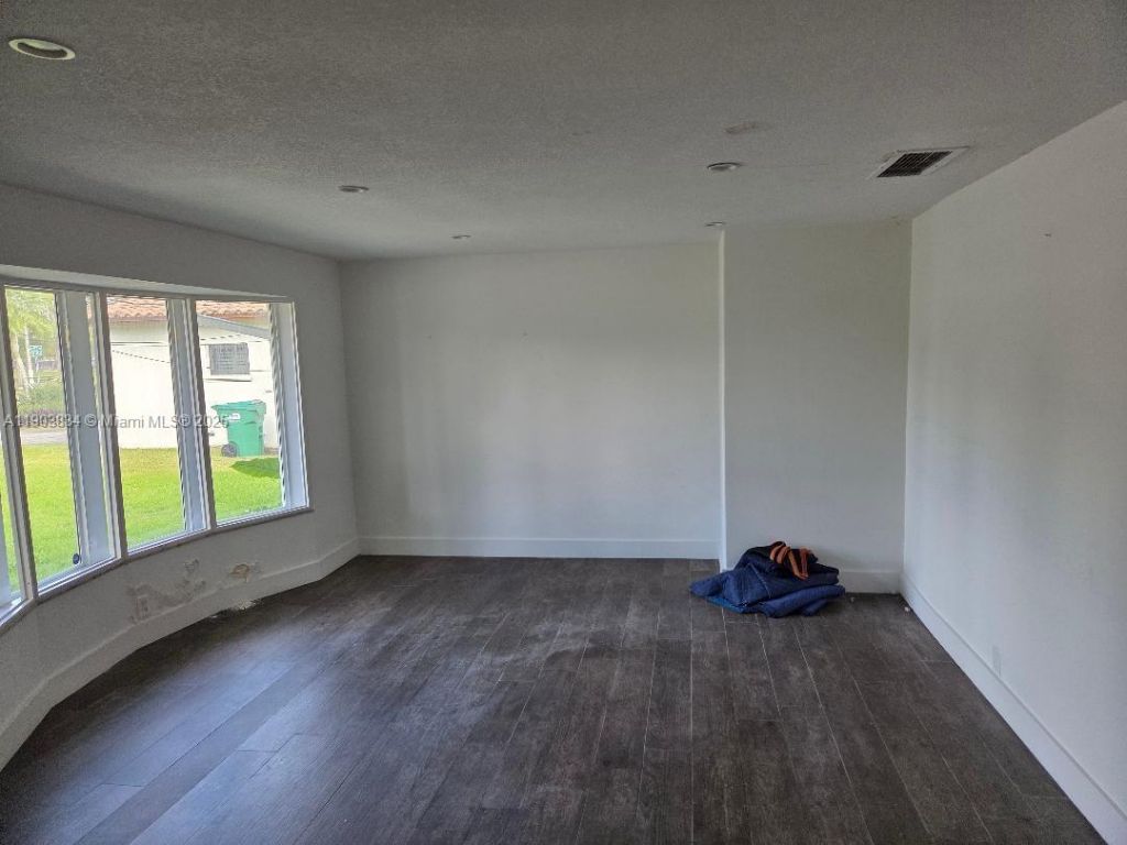 8220 SW 48th St, Miami, FL 33155 Photo