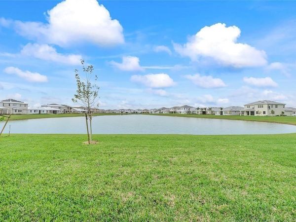 5218 Liberty Ln, Westlake, FL 33470