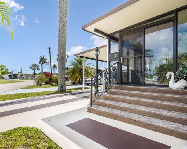 8560 SW 20th St, Davie, FL 33324 Photo