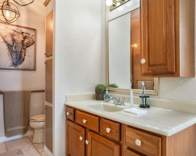 8560 SW 20th St, Davie, FL 33324 Photo