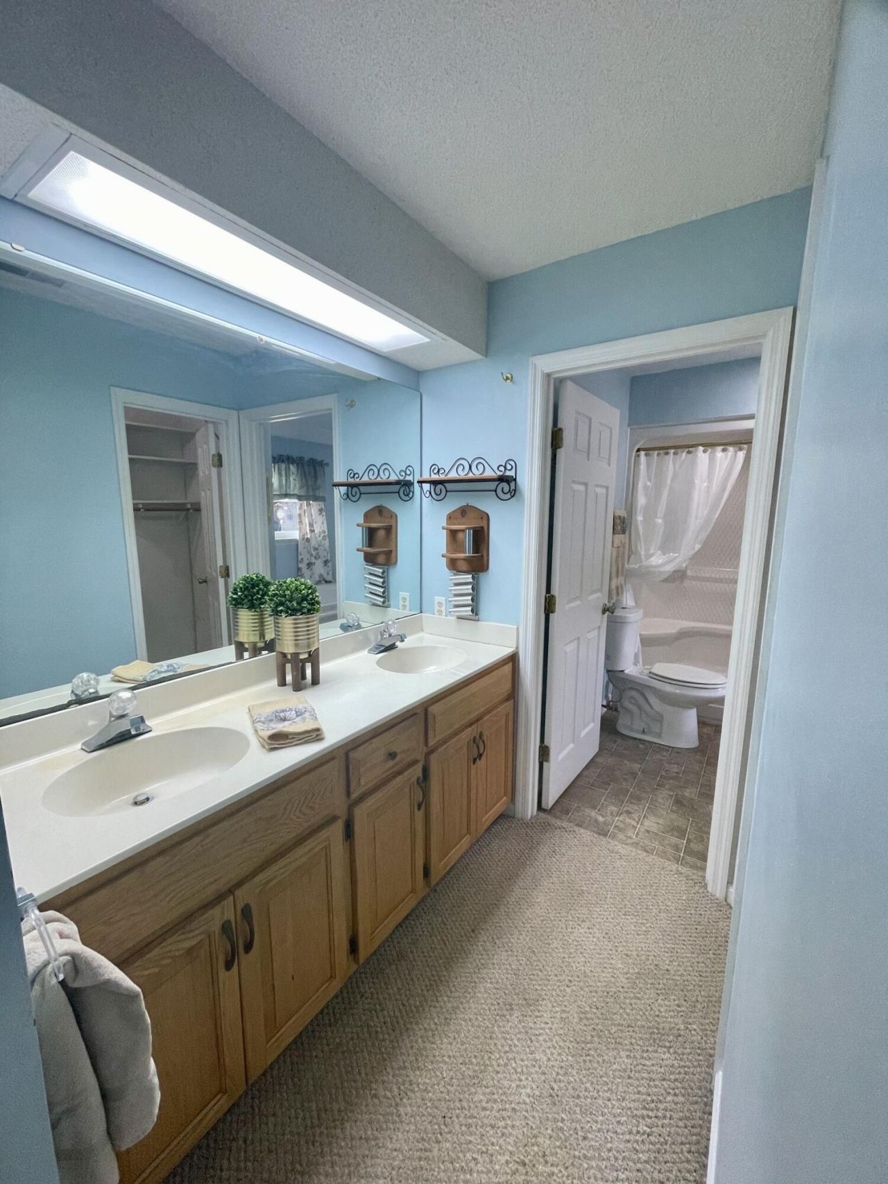 219 Gloria Street Photo 22