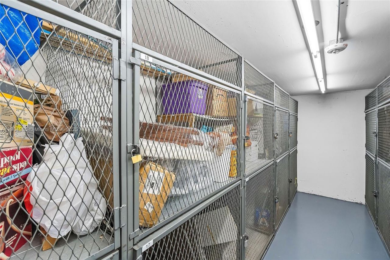 301 174th St, Unit 2208, Sunny Isles Beach, FL 33160 Photo