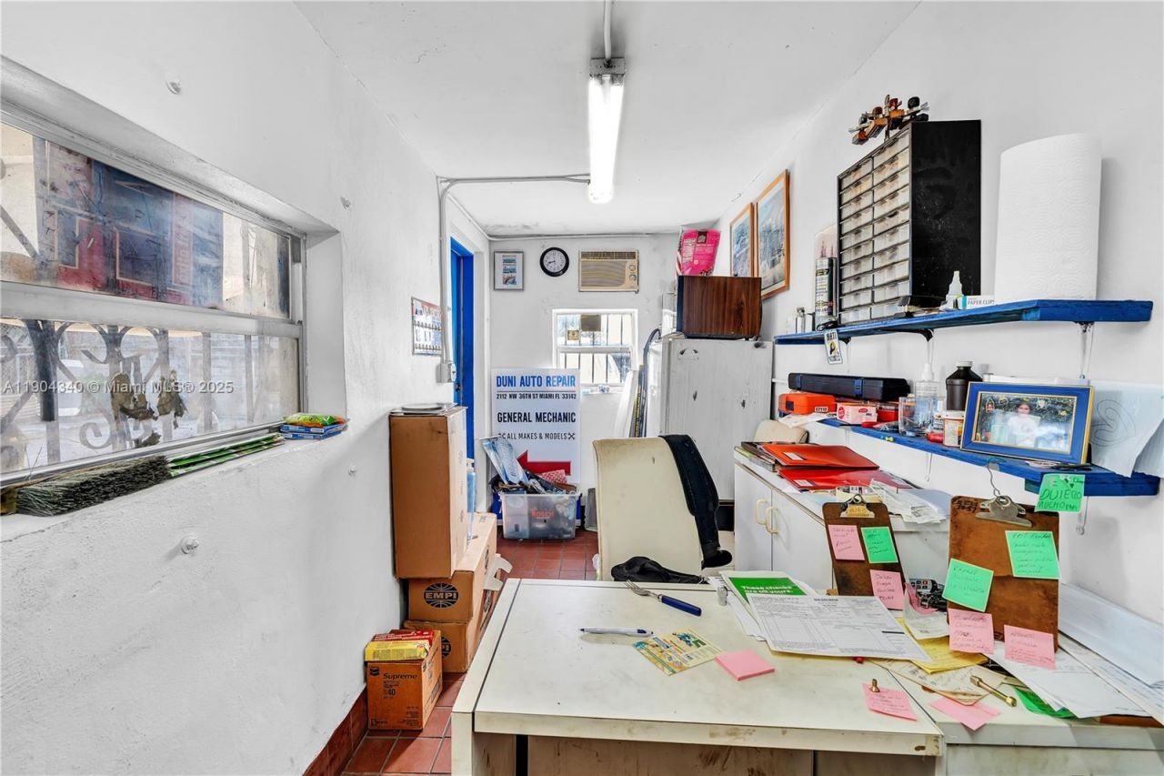 2112 NW 36th St, Miami, FL 33142 Photo