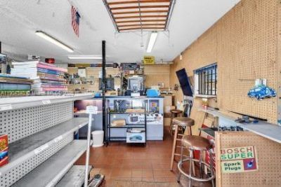 2112 NW 36th St, Miami, FL 33142 Photo