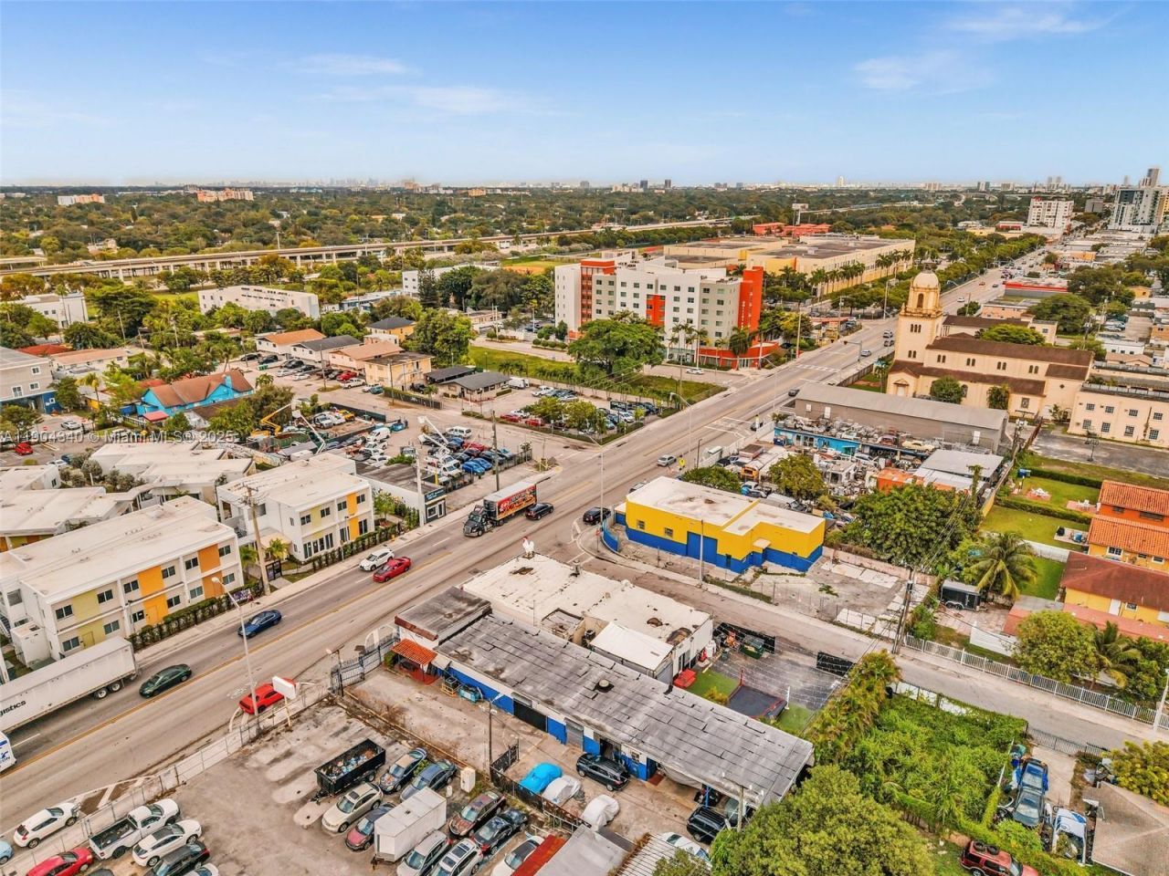 2112 NW 36th St, Miami, FL 33142 Photo