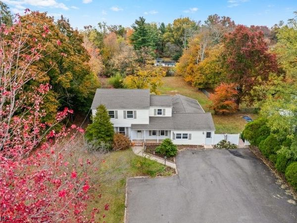 2 Washington St, Rocky Hill, NJ 08553