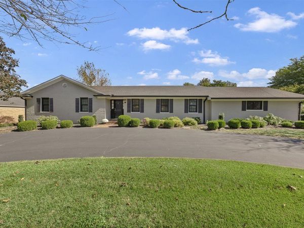 190 Chambers Drive, Bowling Green, KY 42103