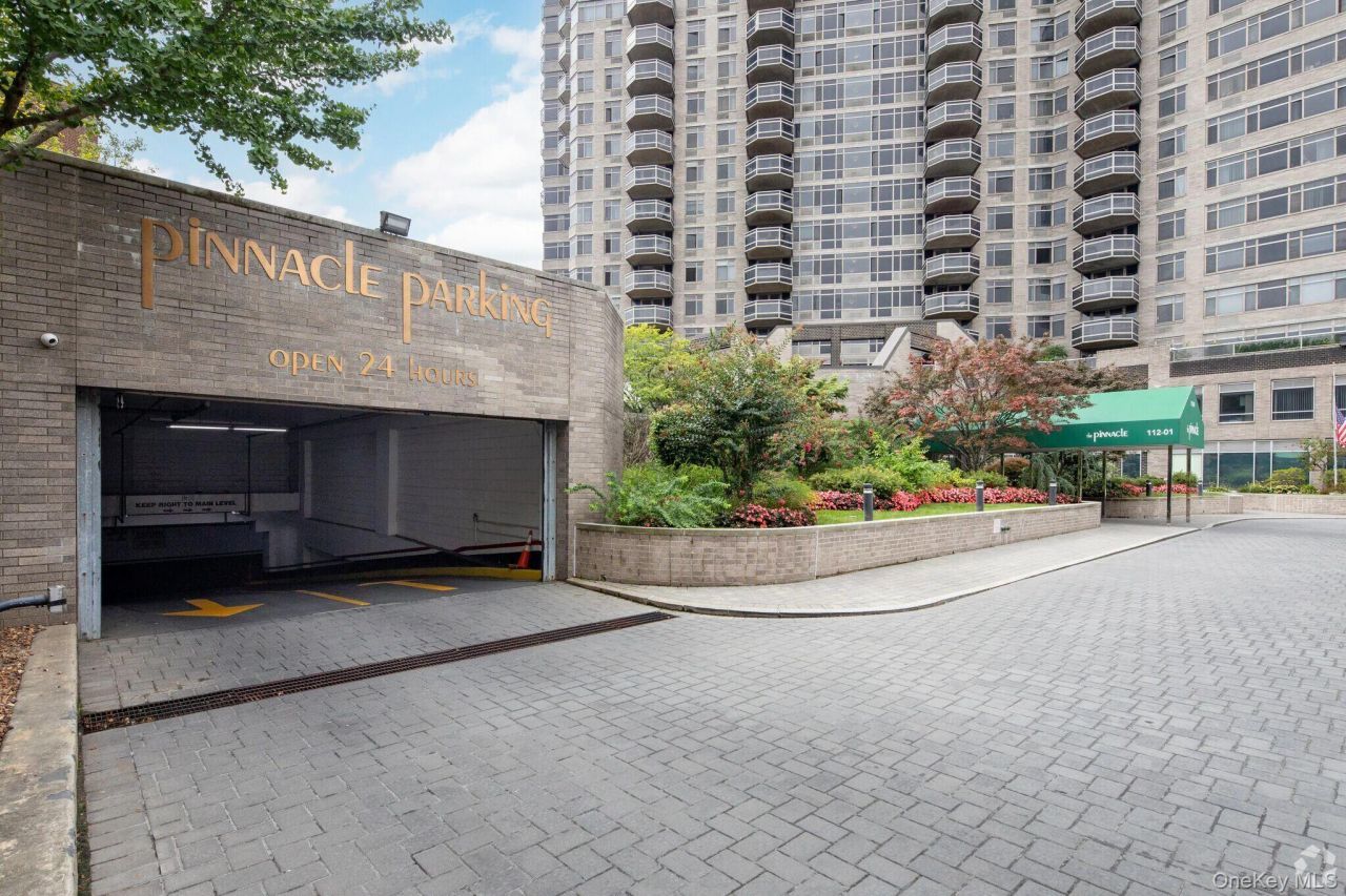112-01 Queens Boulevard, Unit 10D, Forest Hills, NY 11375 Main Photo