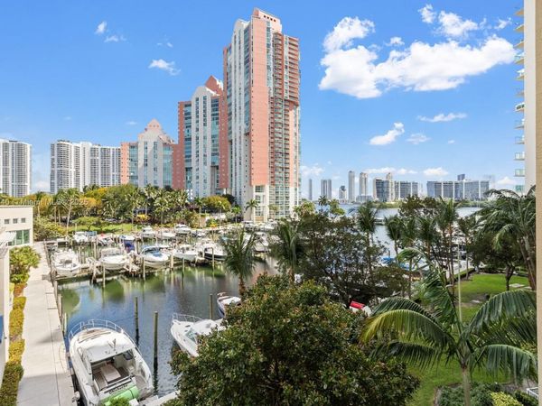 3340 NE 190th St, Unit 405, Aventura, FL 33180