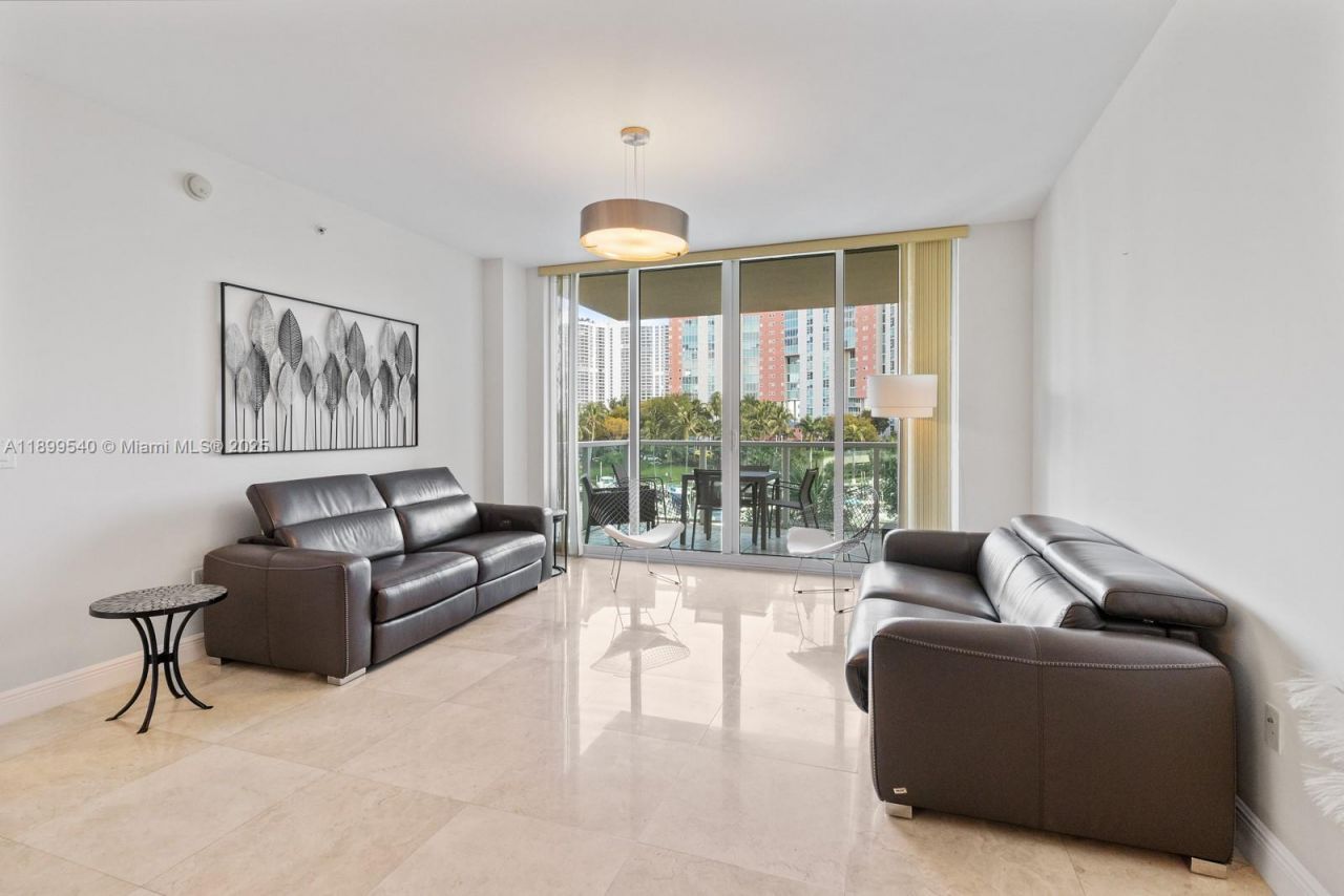 3340 NE 190th St, Unit 405, Aventura, FL 33180 Photo